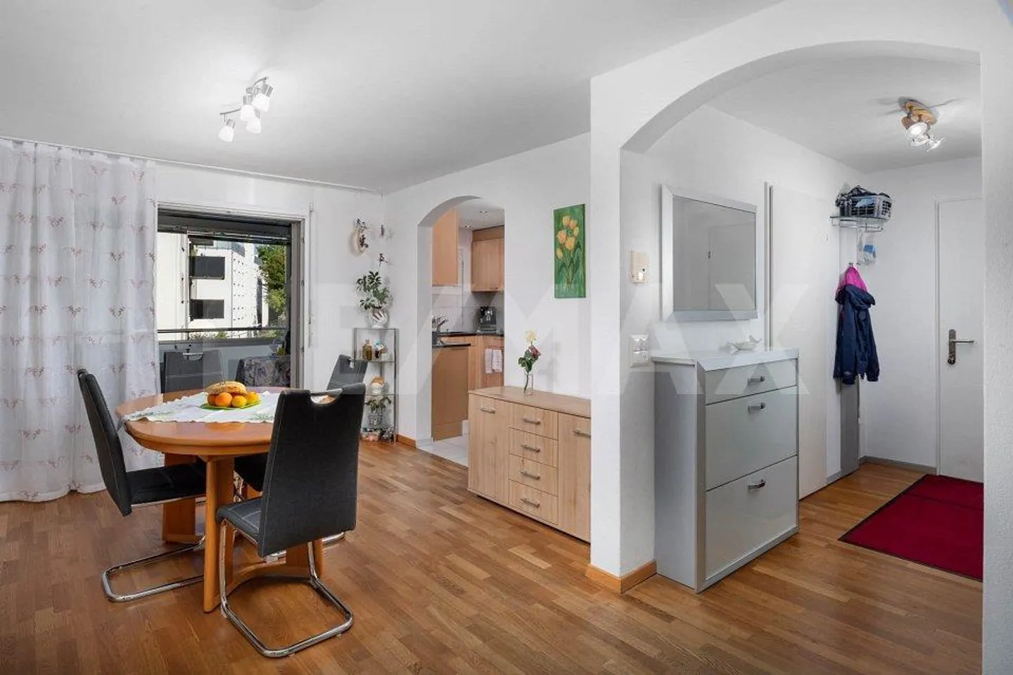 Spacious 4.5-room apartment - bright and well-maintained - Photo 4 of 13