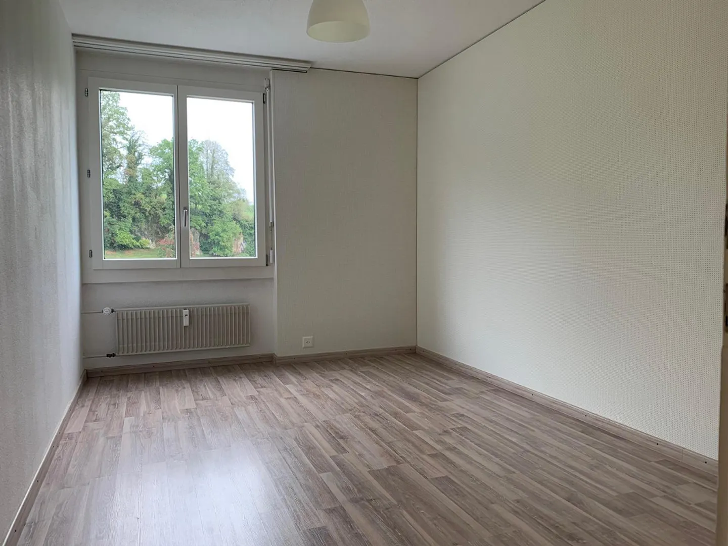 Modernes Apartment mit Bergsicht - Foto 2 von 9
