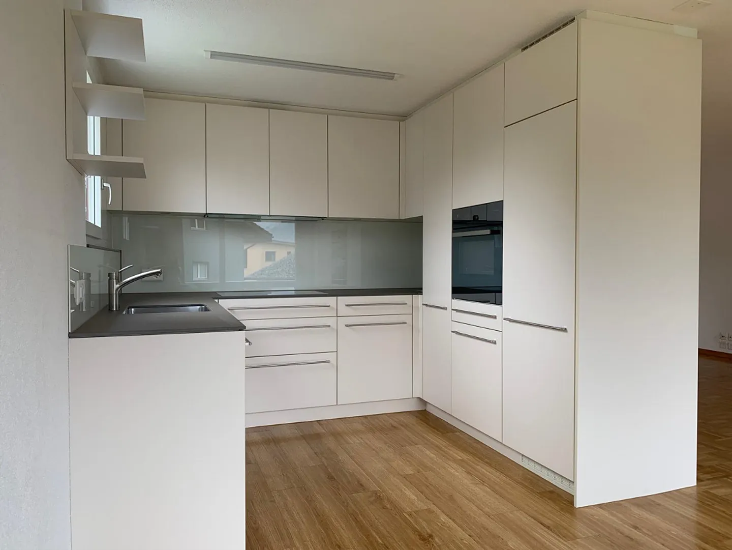 Modernes Apartment mit Bergsicht - Foto 7 von 9