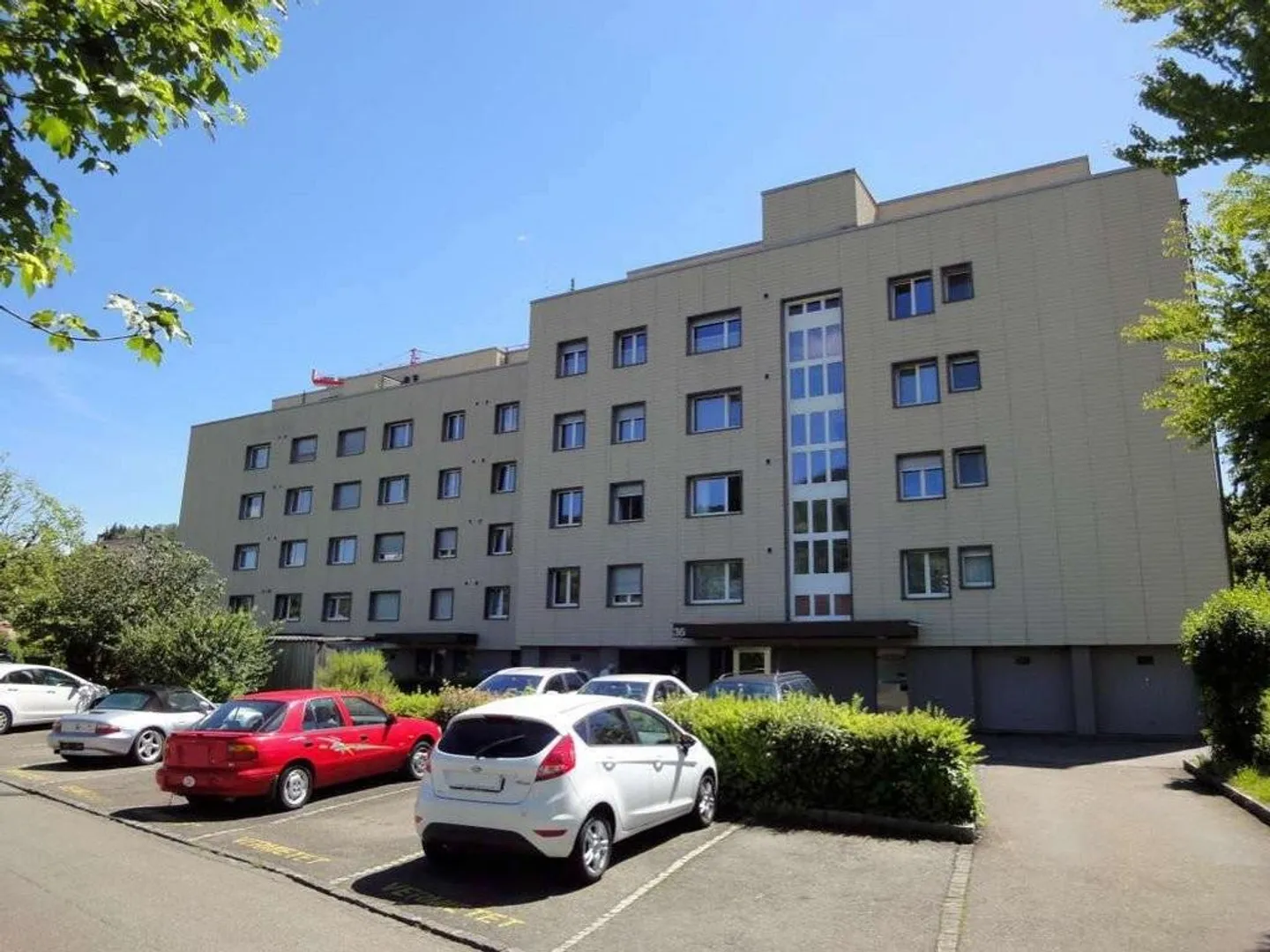 An zentraler und freundlicher Lage - Foto 1 von 11