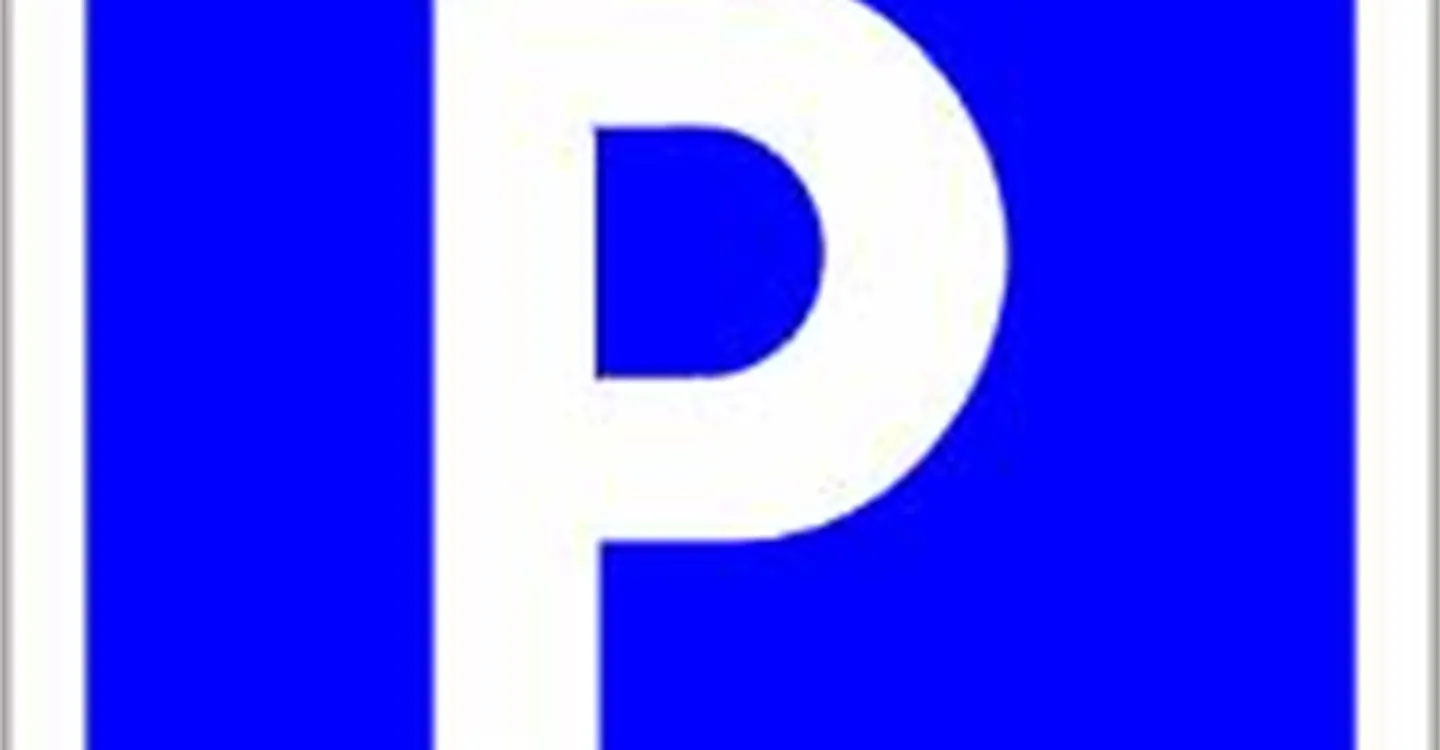 Outdoor parking space for rent immediately - Photo 2 of 2
