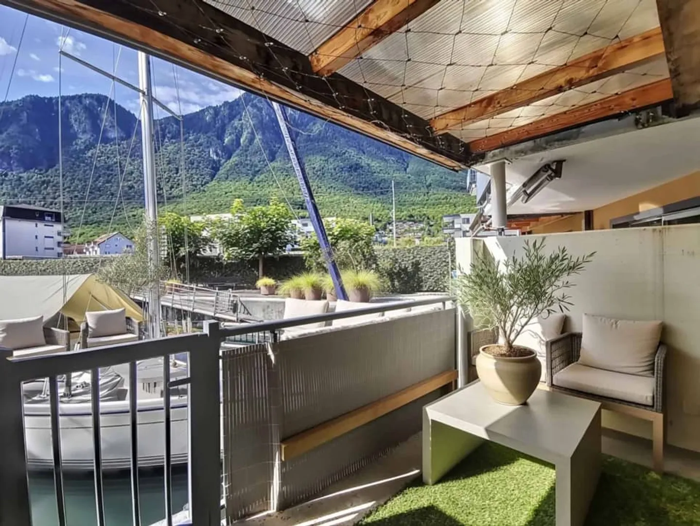 Einzigartiges und wunderschönes Duplex mit 4,5 Zimmern an der Marina - Foto 4 von 11