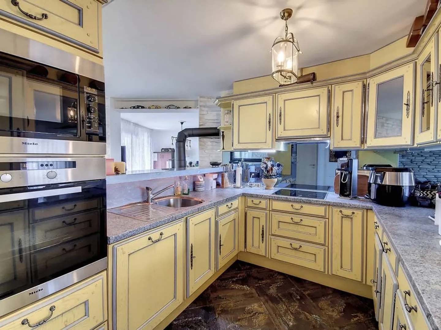 Einzigartiges und wunderschönes Duplex mit 4,5 Zimmern an der Marina - Foto 6 von 11