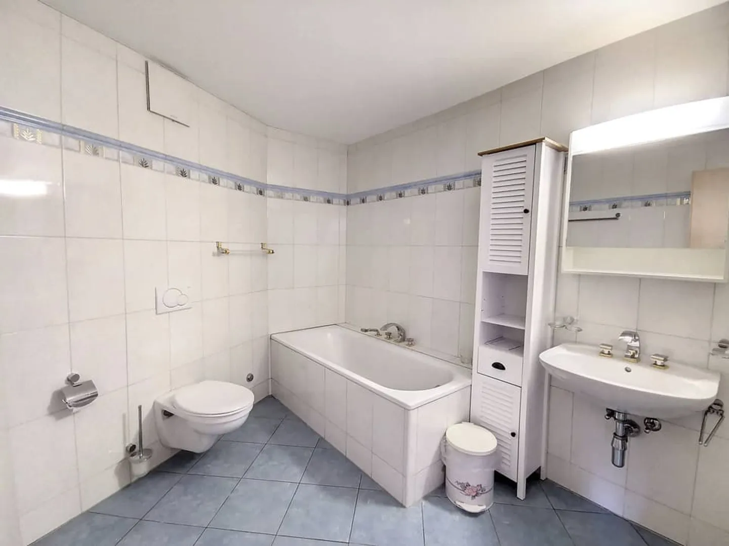 Einzigartiges und wunderschönes Duplex mit 4,5 Zimmern an der Marina - Foto 9 von 11