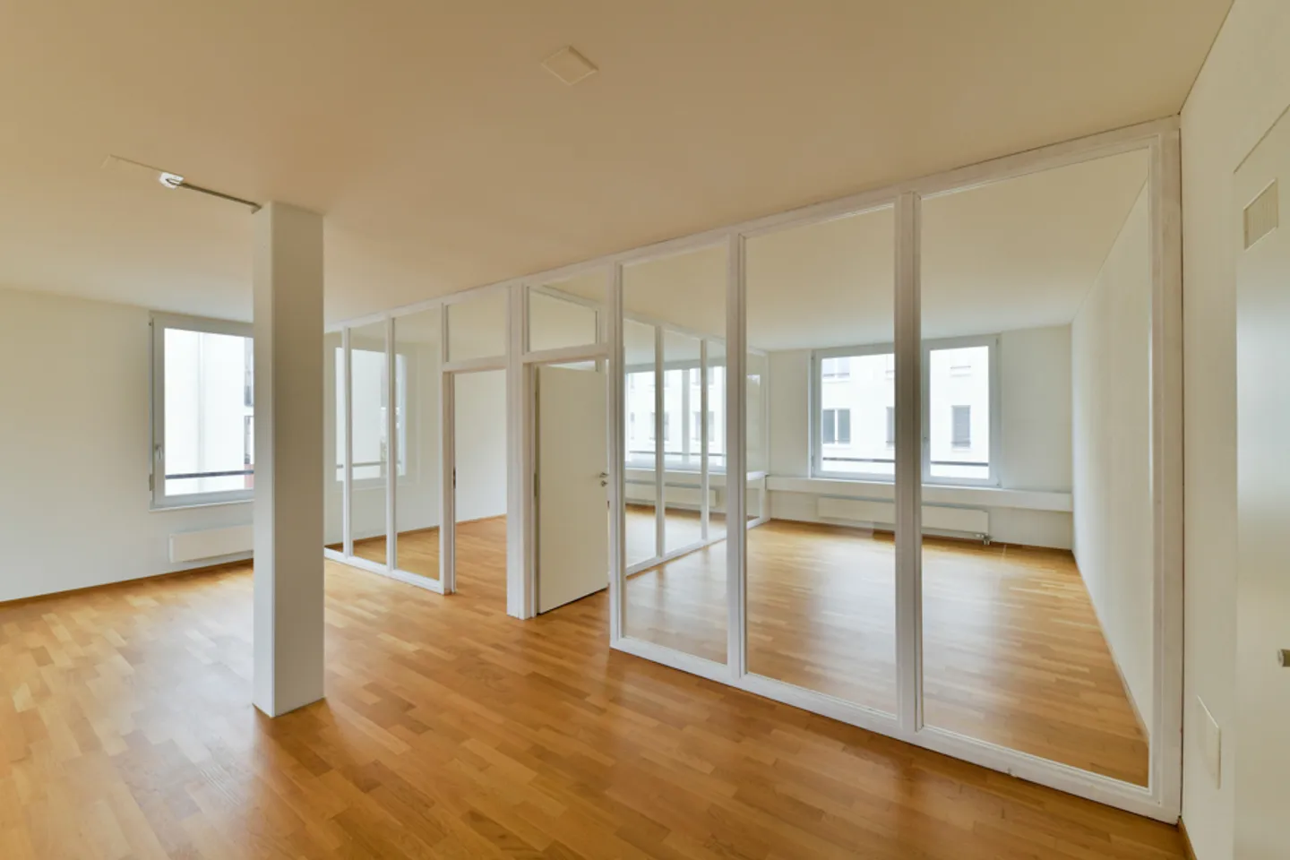 Ufficio di rappresentanza - Foto 1 di 7