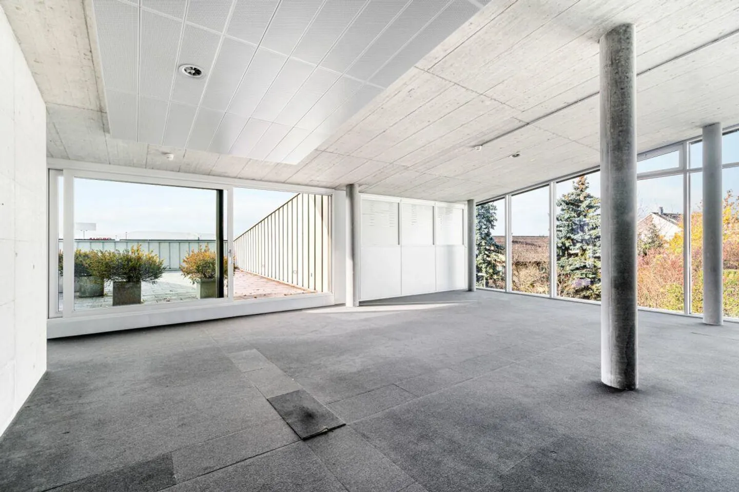 Spazi per uffici rappresentativi con extra speciali - Foto 4 di 15