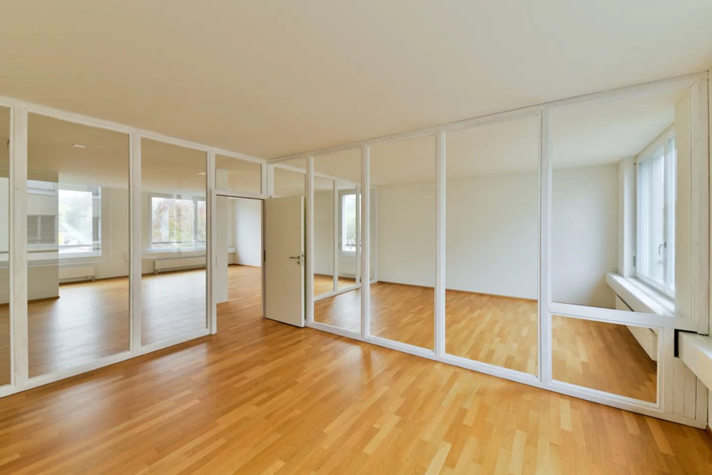 Ufficio di rappresentanza - Foto 2 di 7