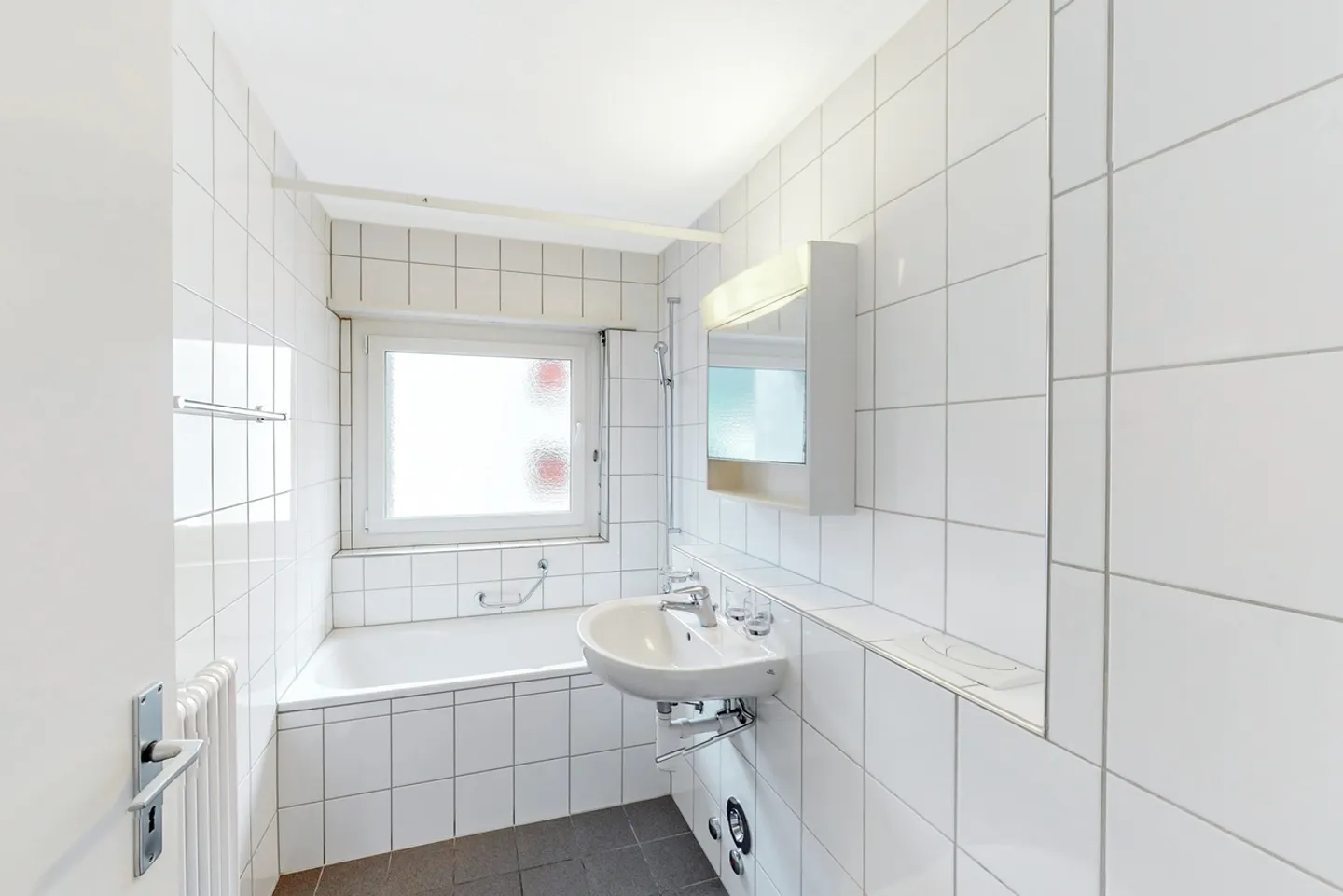 Appartamento 3.5 stanze accogliente - Foto 3 di 5