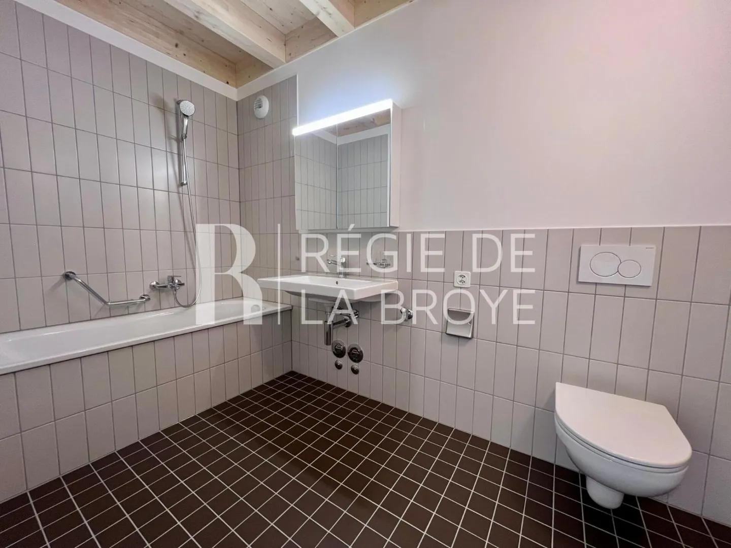 Nouvel appartement de 2,5 pièces à Estavayer-le-Lac - Photo 6 sur 8