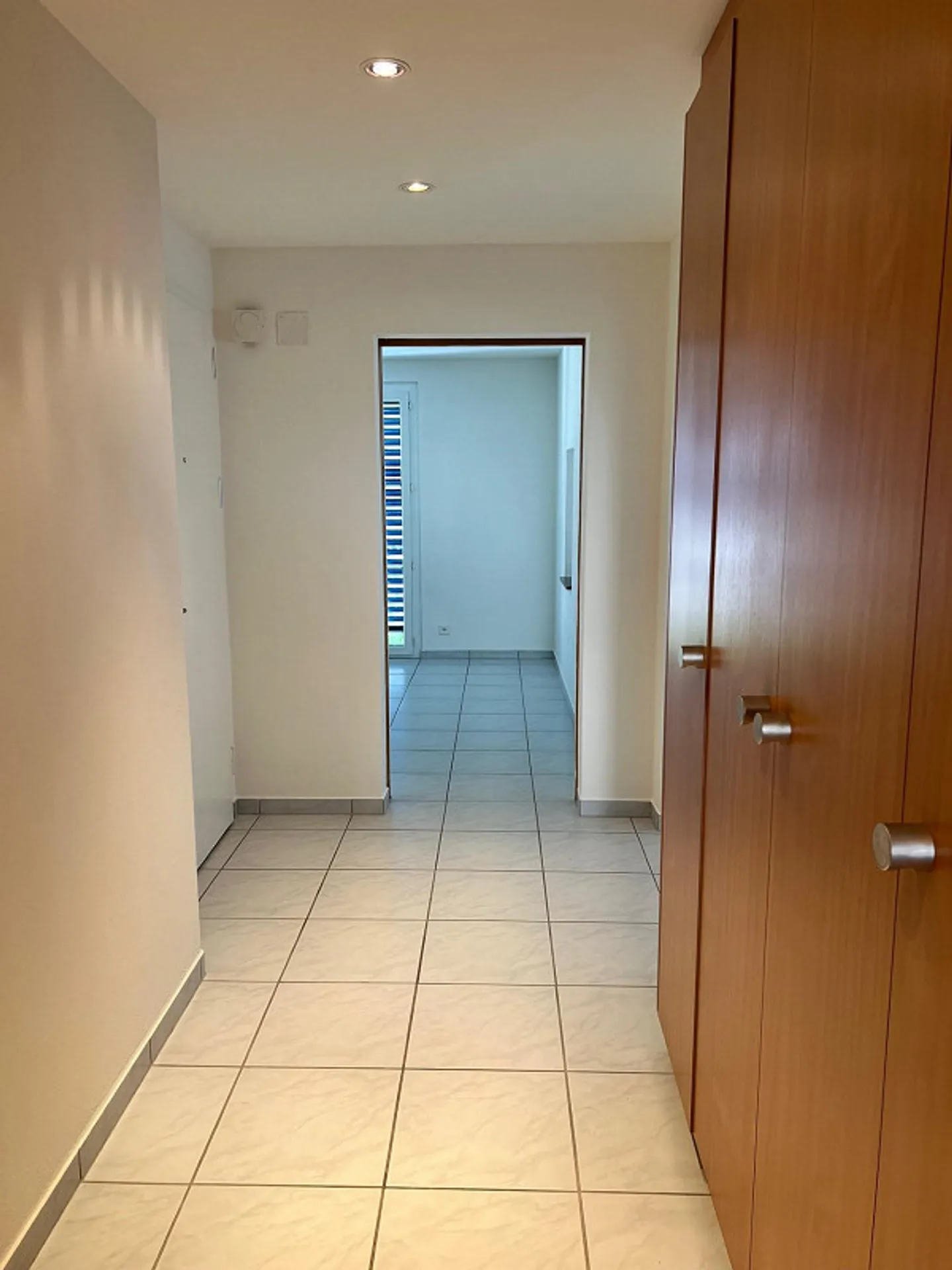 Appartement 3.5 pièces. Emplacement ensoleillé et vie tranquille - Photo 7 sur 26