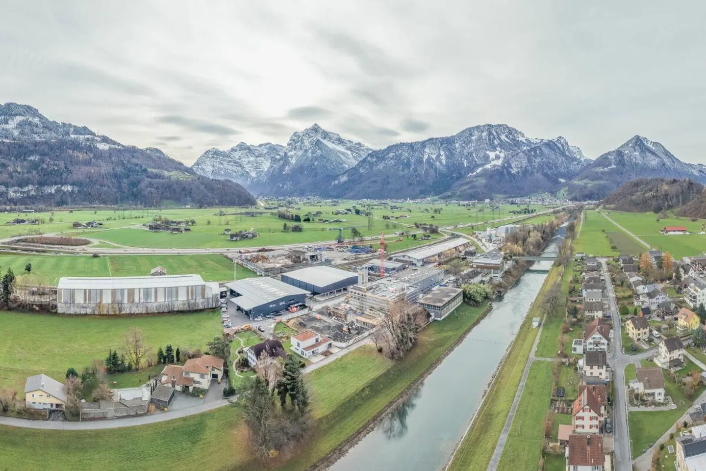 Commercial Space in Biäsche - Photo 4 of 5