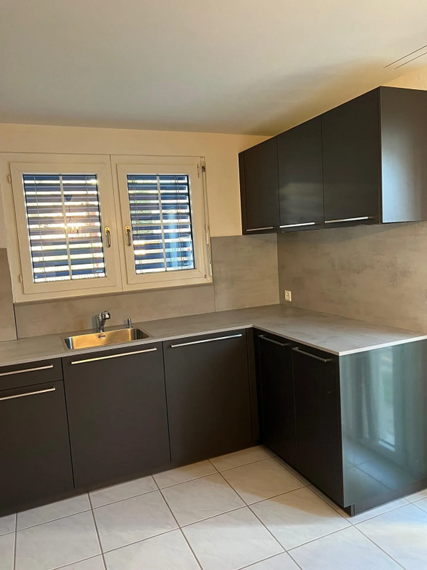 Appartement 3.5 pièces. Emplacement ensoleillé et vie tranquille - Photo 14 sur 26