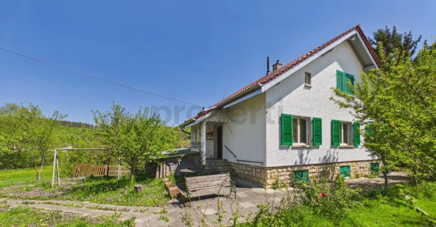 Spaziosa casa indipendente con 6.5 stanze, cantina e parcheggi, Basse-Allaine - Foto 1 di 13