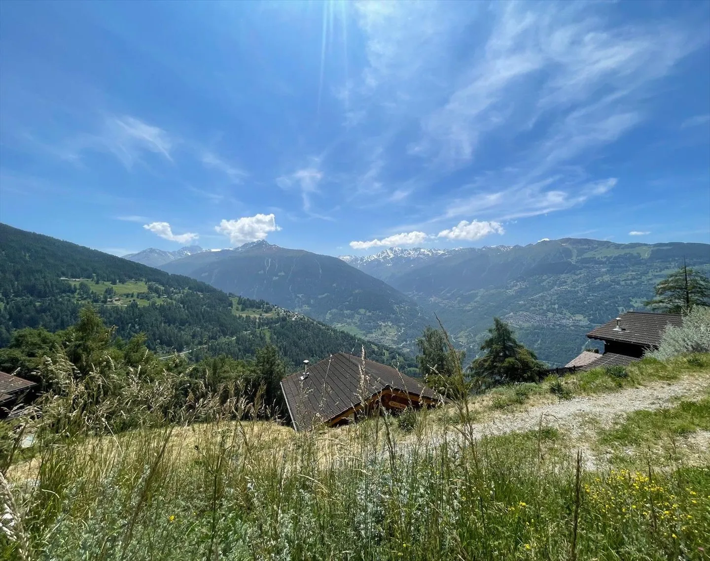 3.5 Room Chalet in Mase as a Second Home - Photo 4 of 6