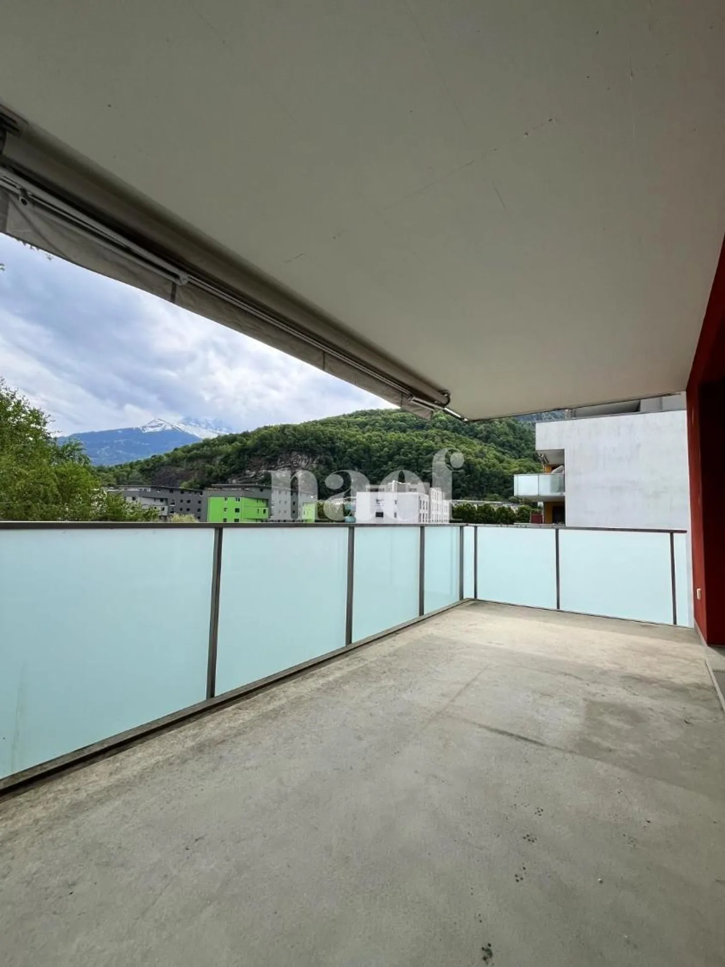 Dans un quartier résidentiel, hébergement spacieux et lumineux - Photo 9 sur 9