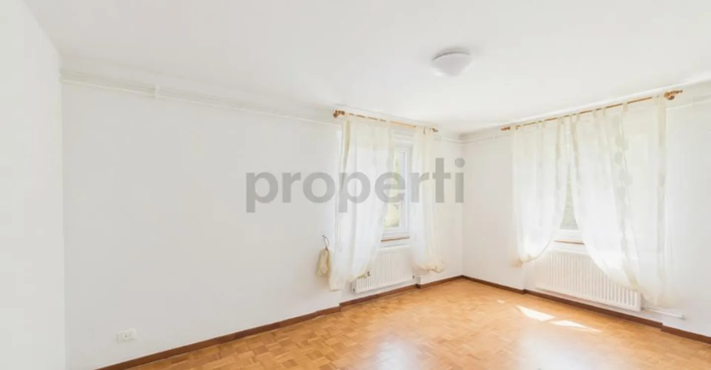 Spaziosa casa indipendente con 6.5 stanze, cantina e parcheggi, Basse-Allaine - Foto 8 di 13