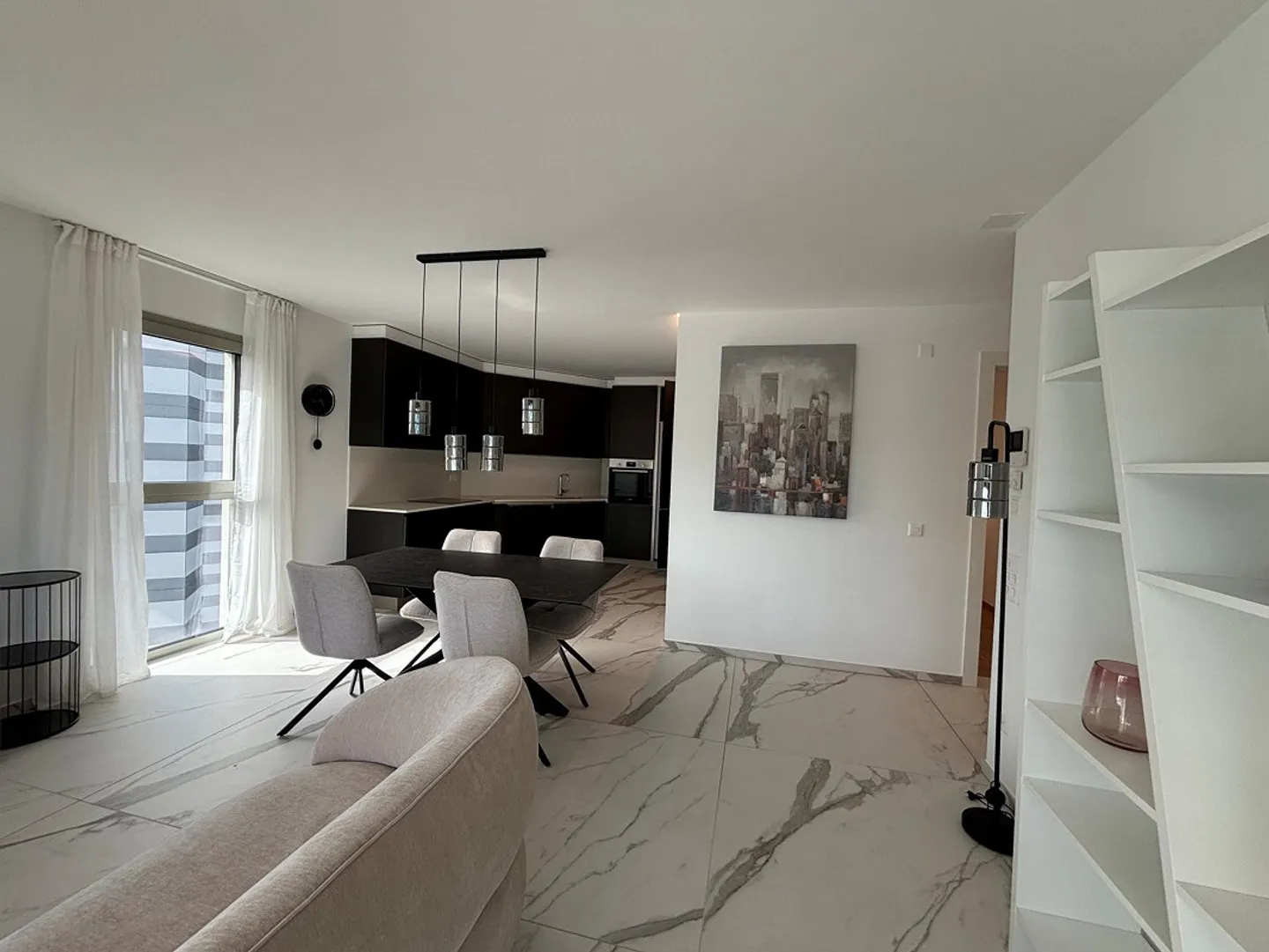 Élégant 3.5 pièces à Massagno avec jardin sur le toit et vue sur le lac - Photo 4 sur 10