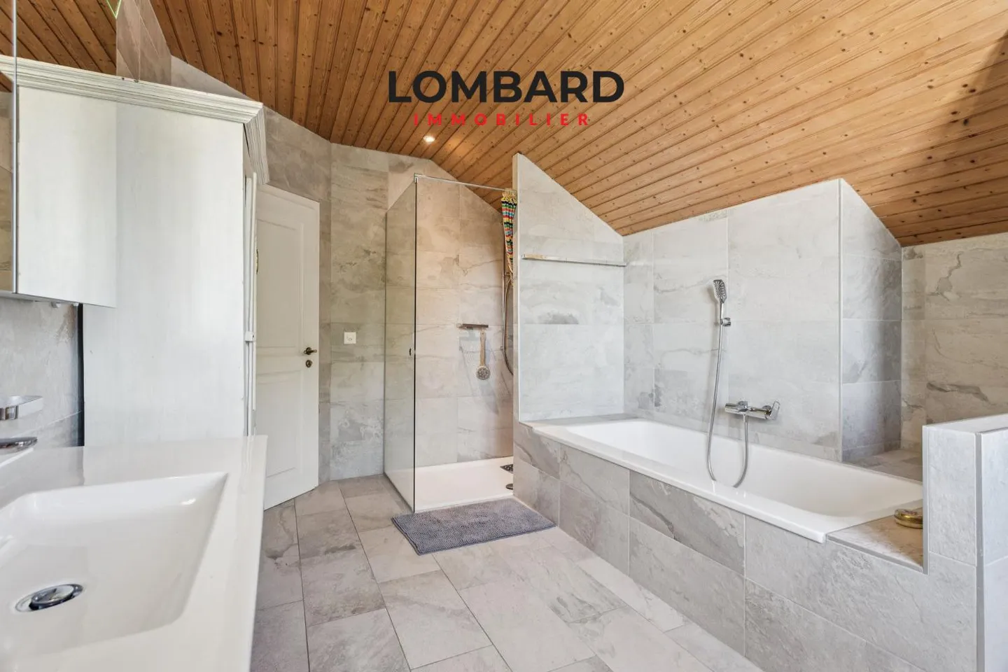 Villa indipendente spaziosa con vista sul Lago di Neuchâtel - Foto 8 di 8