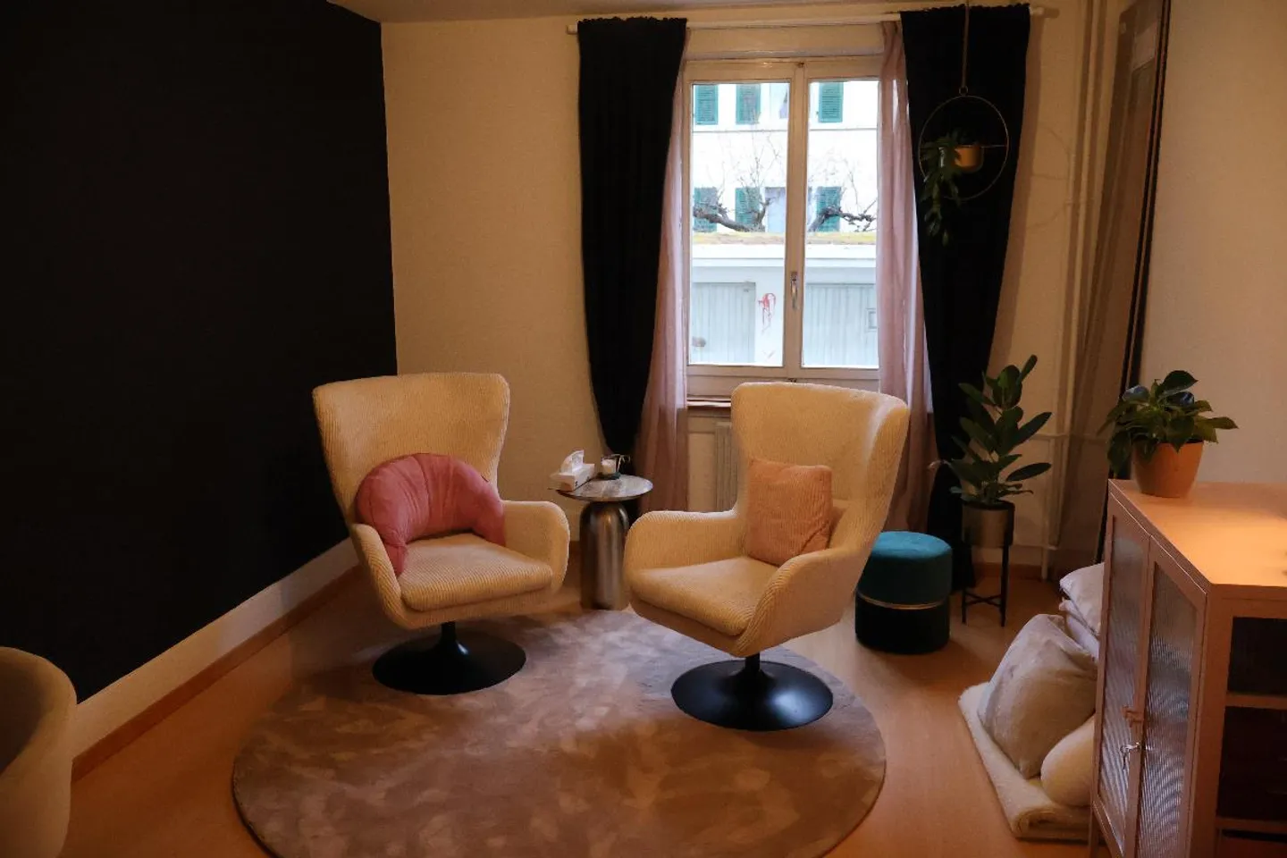 2.5 Room Apartment - Photo 4 of 5