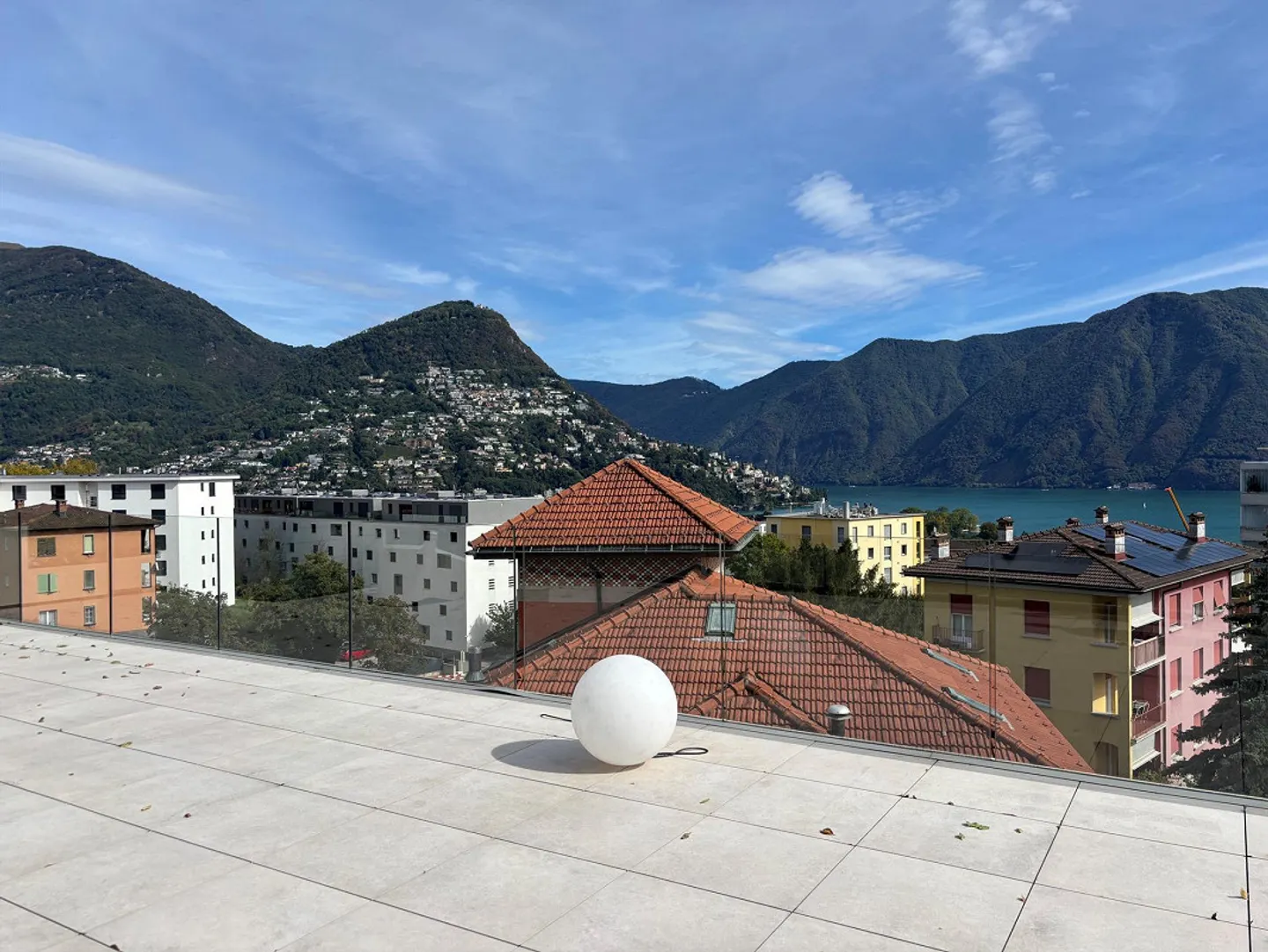 Élégant 3.5 pièces à Massagno avec jardin sur le toit et vue sur le lac - Photo 10 sur 10