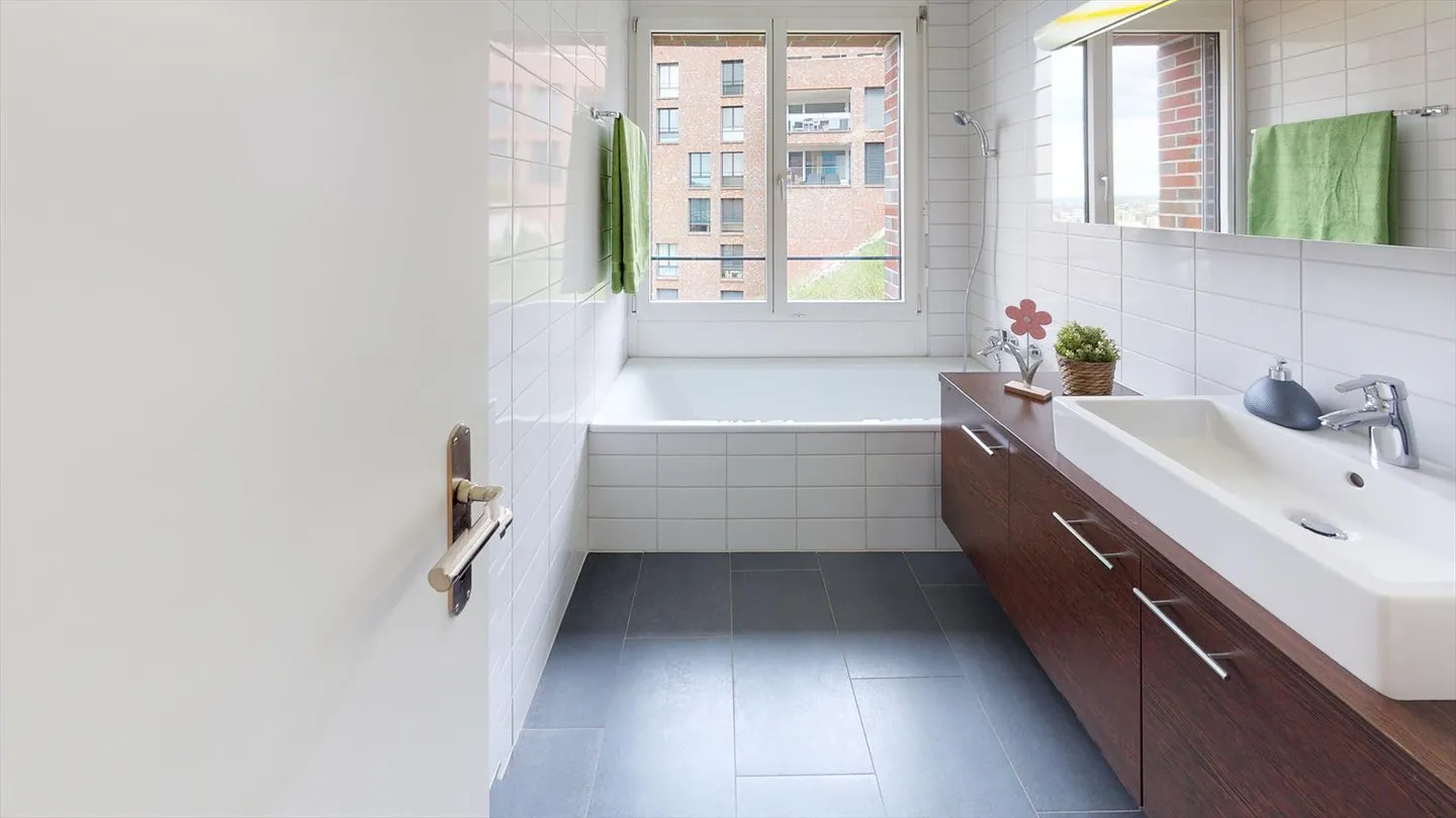 Apartment for rent - Photo 3 of 6