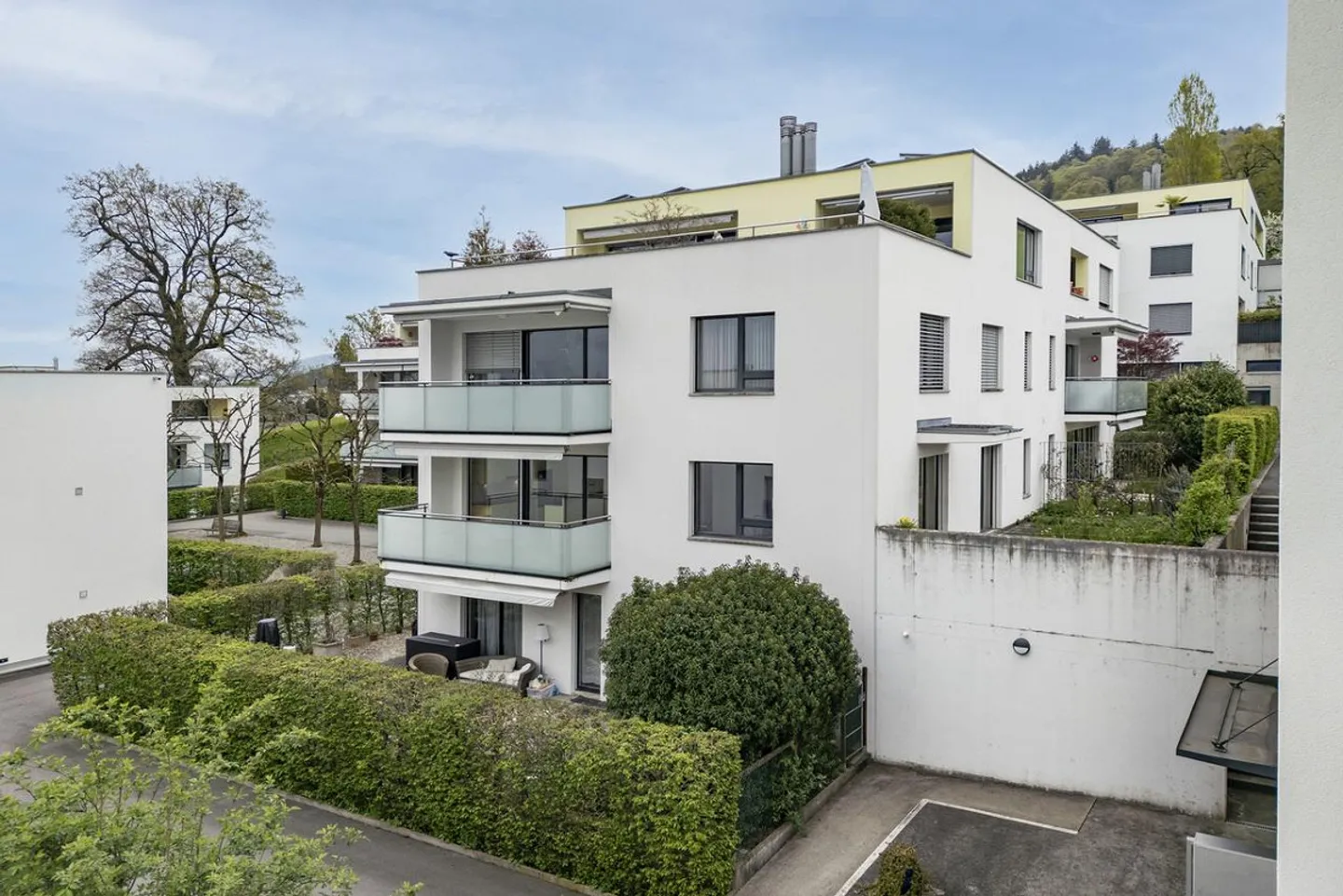 Appartement moderne de 4,5 pièces au 2ème étage avec balcon et terrasse à Lucerne - Photo 1 sur 9