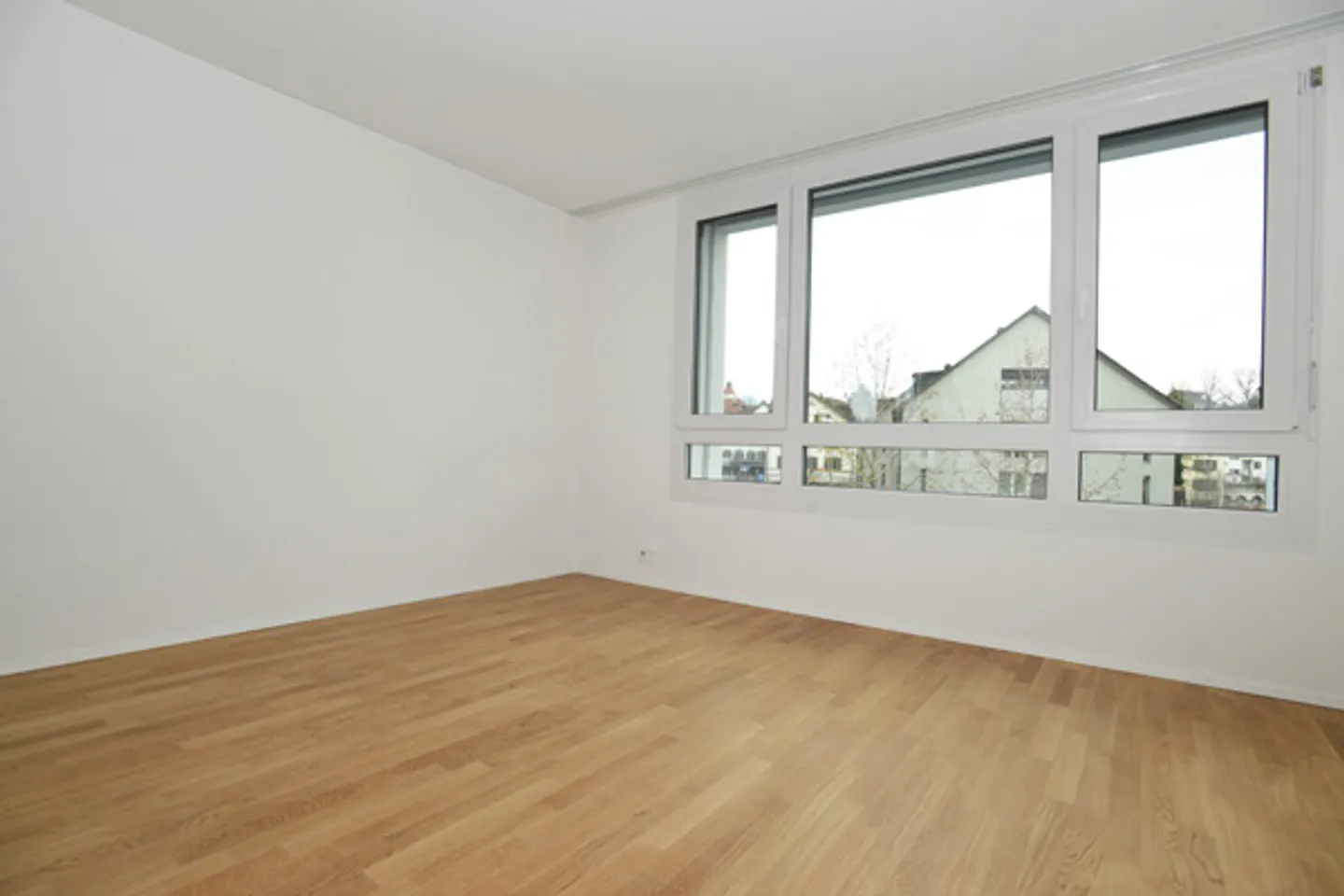 Geräumige Wohnung mit Loggia - Foto 6 von 7