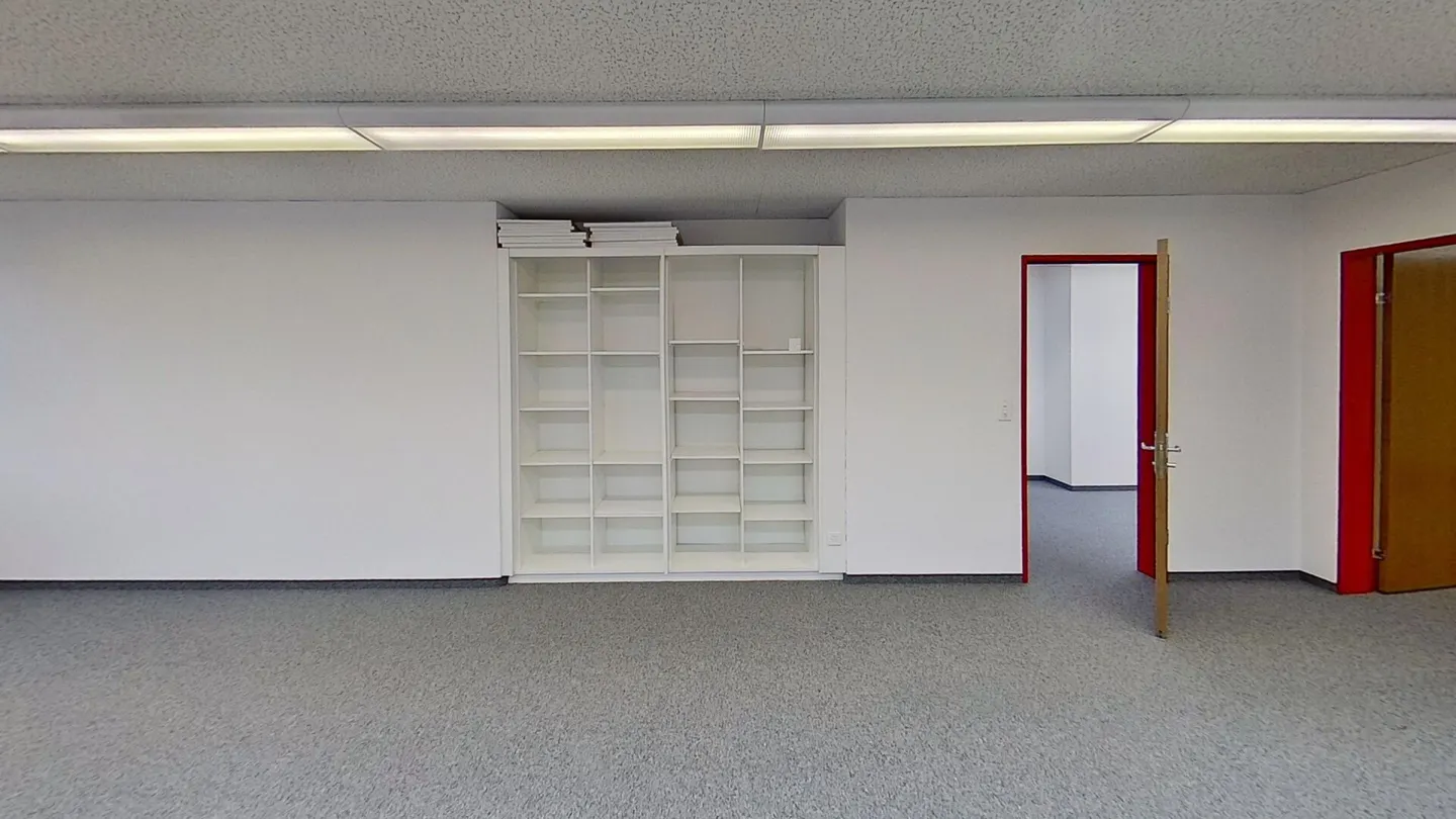 Attractive office spaces in a central location in Appenzell - Photo 5 of 13