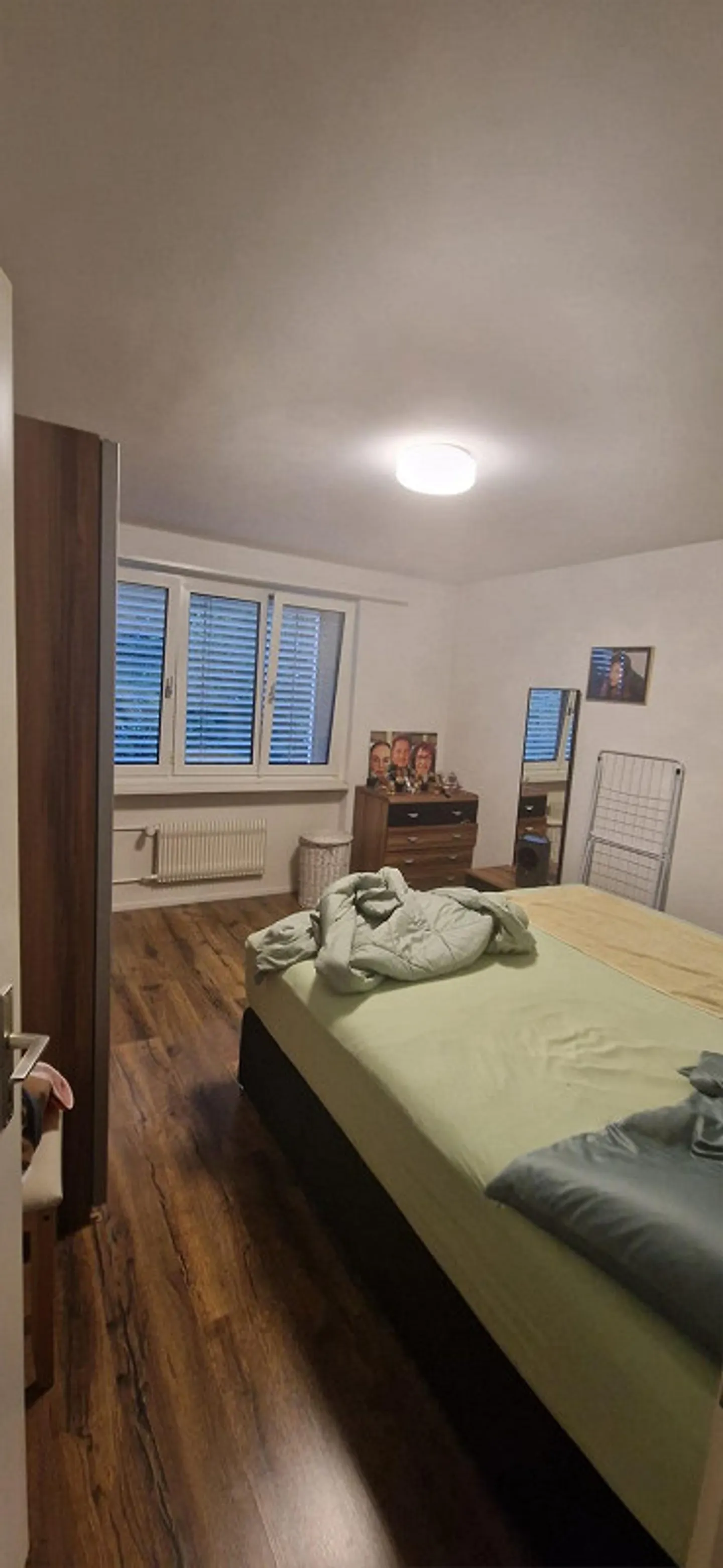 Bella appartamento di 3 stanze con vista lago - Foto 6 di 9