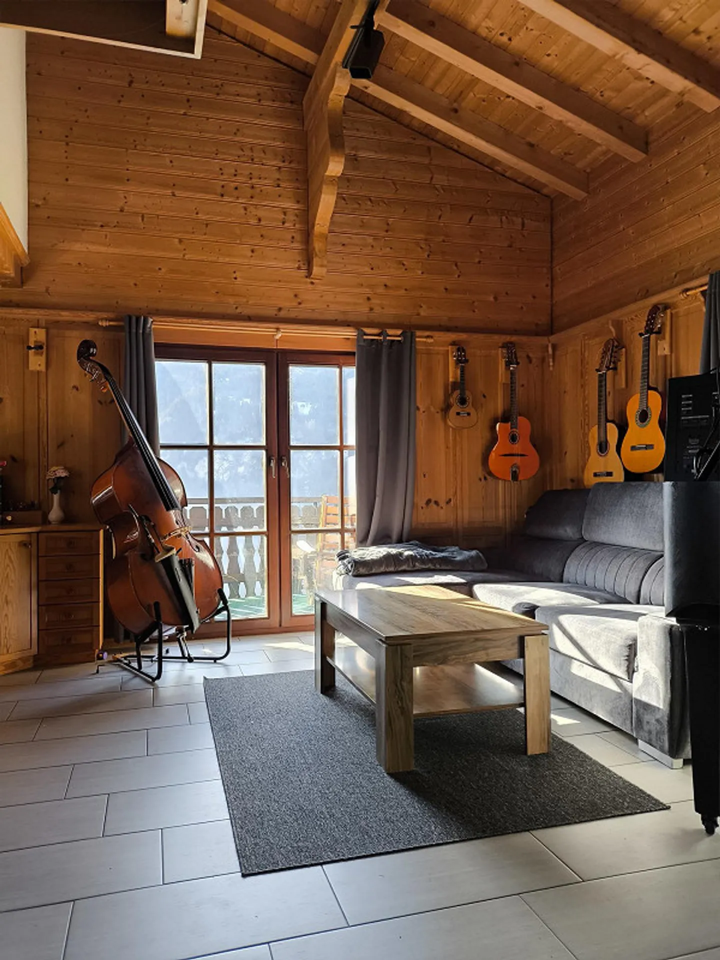 4 ½ Room Chalet - Ruschein - Photo 1 of 21