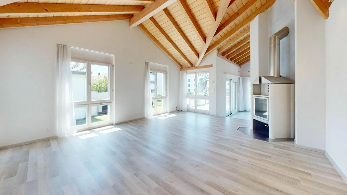 Unique Maisonette Penthouse with Sunny Terrace - Photo 5 of 12