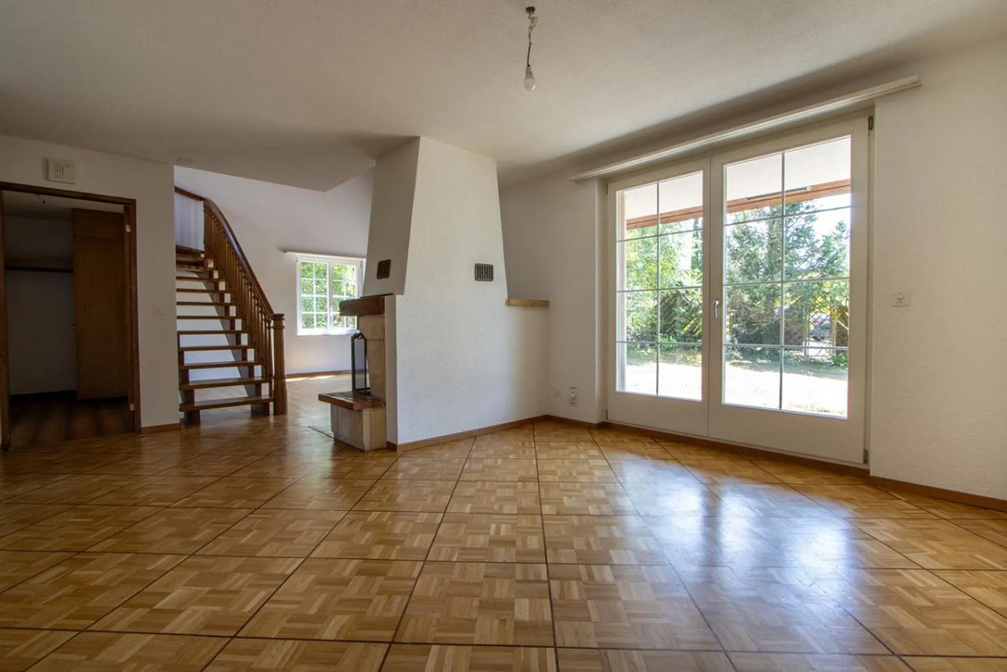 Charming Family Home in Lyss - Photo 5 of 27