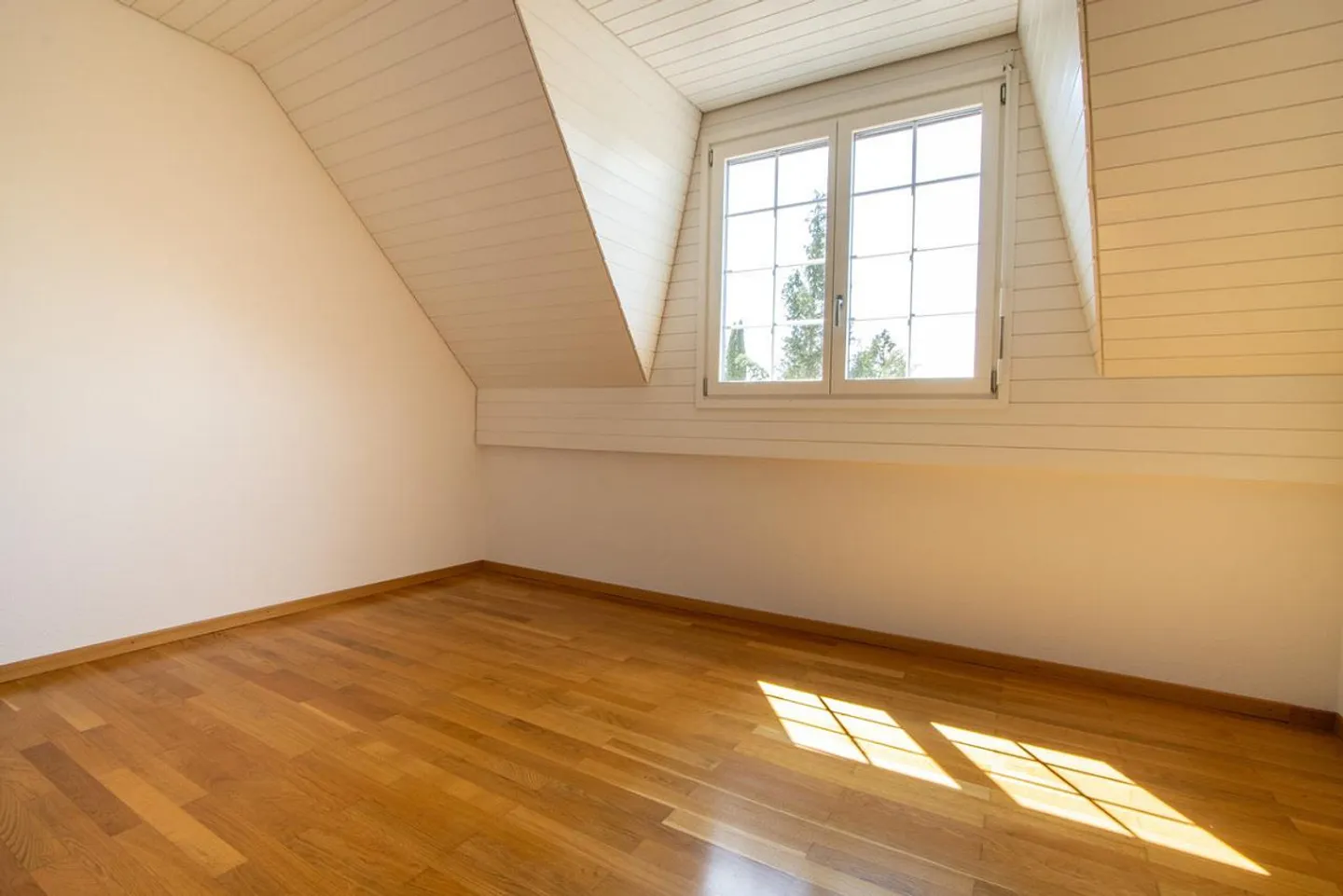 Charming Family Home in Lyss - Photo 16 of 27