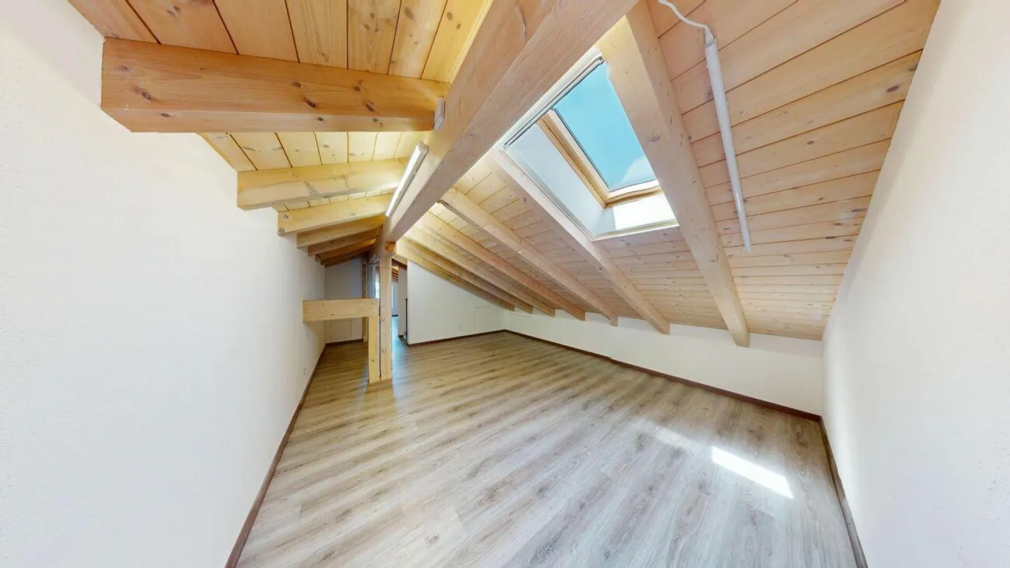 Unique Maisonette Penthouse with Sunny Terrace - Photo 12 of 12