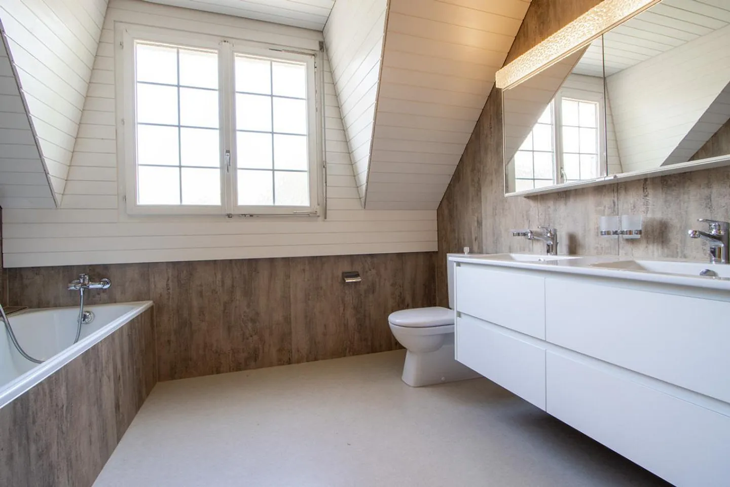 Charming Family Home in Lyss - Photo 14 of 27