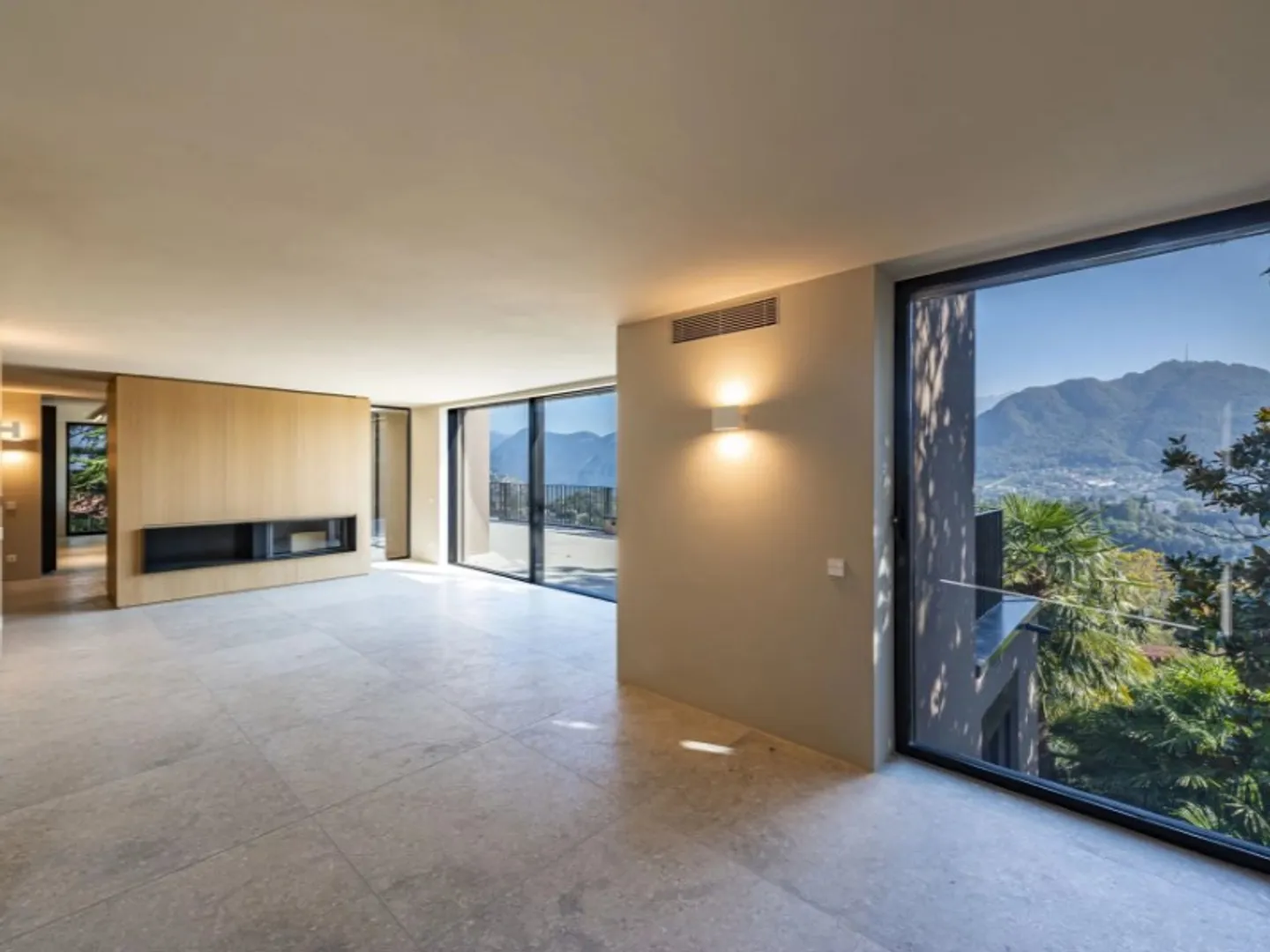 Luxury Villa with Lake View - Photo 5 of 22