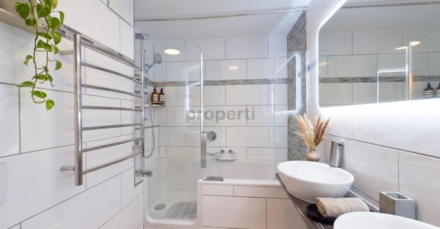 Maisonette rénovée dans un beau quartier avec 2 places de parking - Photo 6 sur 10