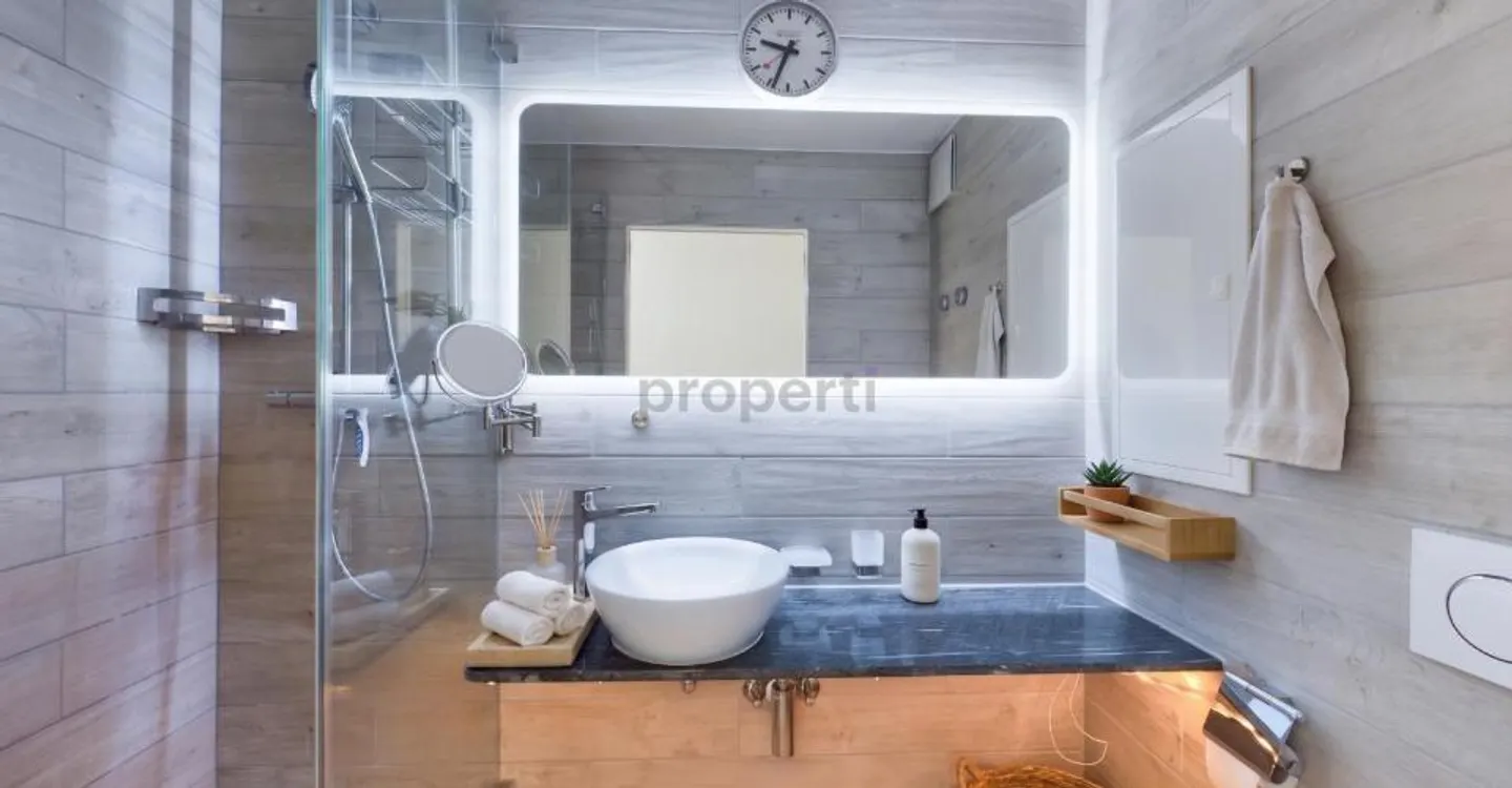 Maisonette rénovée dans un beau quartier avec 2 places de parking - Photo 7 sur 10