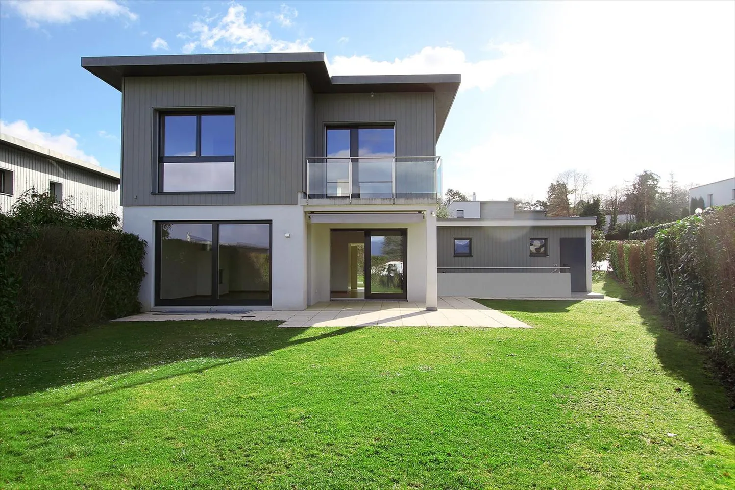 6-Zimmer Reihenhaus - Foto 1 von 10