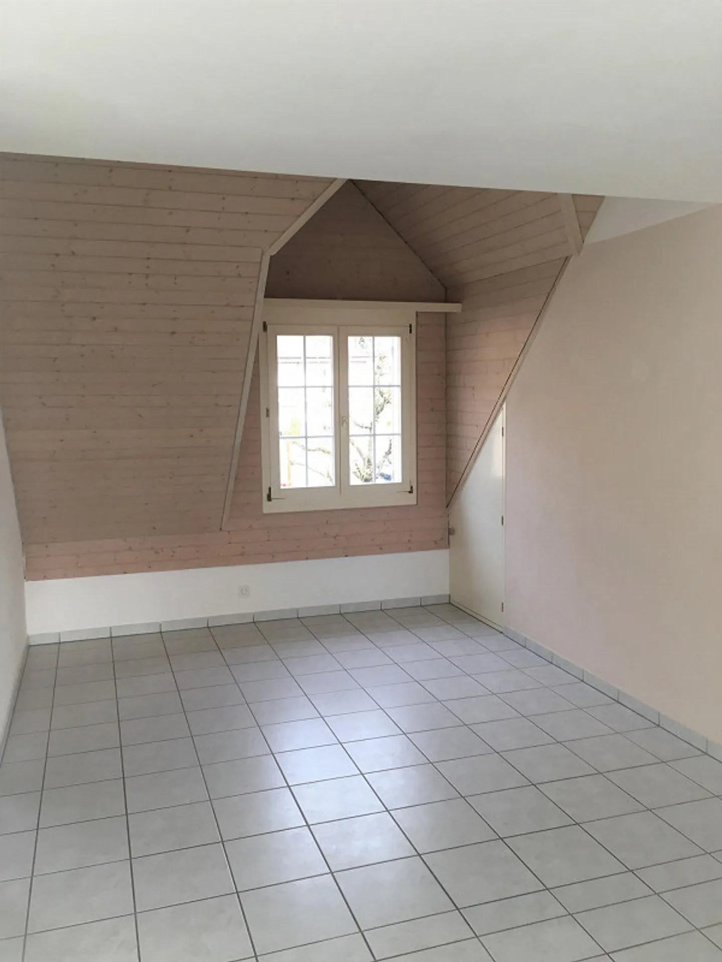 Belle appartement de 4½ pièces avec une vue magnifique - Photo 4 sur 9