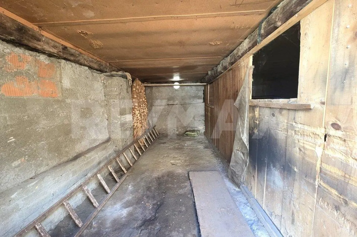 Charming barn with approved renovation project in Albinen (VS) for sale - Photo 7 of 13