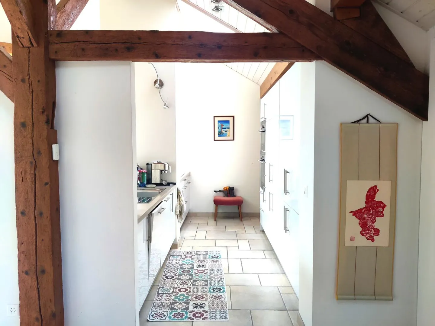 Top Floor 6 Rooms - Photo 4 of 7