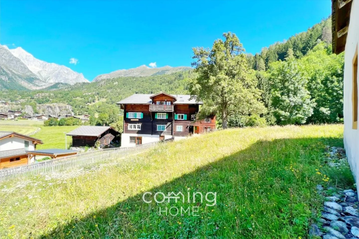 Studio affascinante con vista panoramica nell'idilliaco Fieschertal - con seconda residenza - Foto 3 di 9