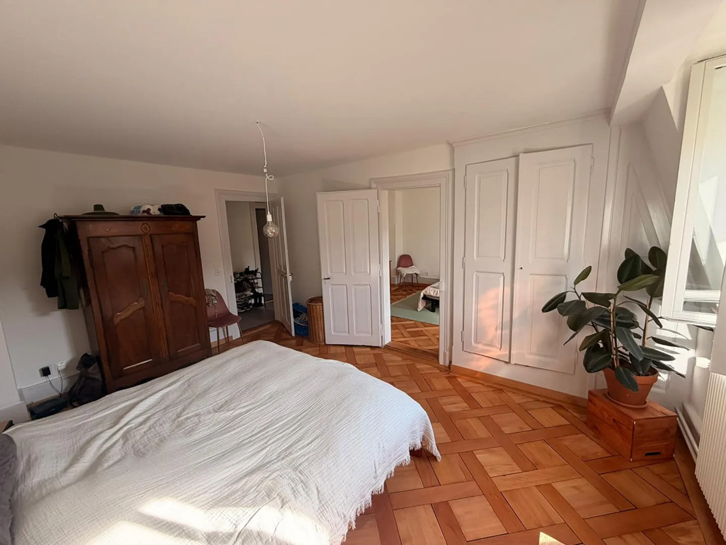 Appartement en duplex de 3,5 pièces entièrement rénové à Lorraine - Photo 6 sur 11