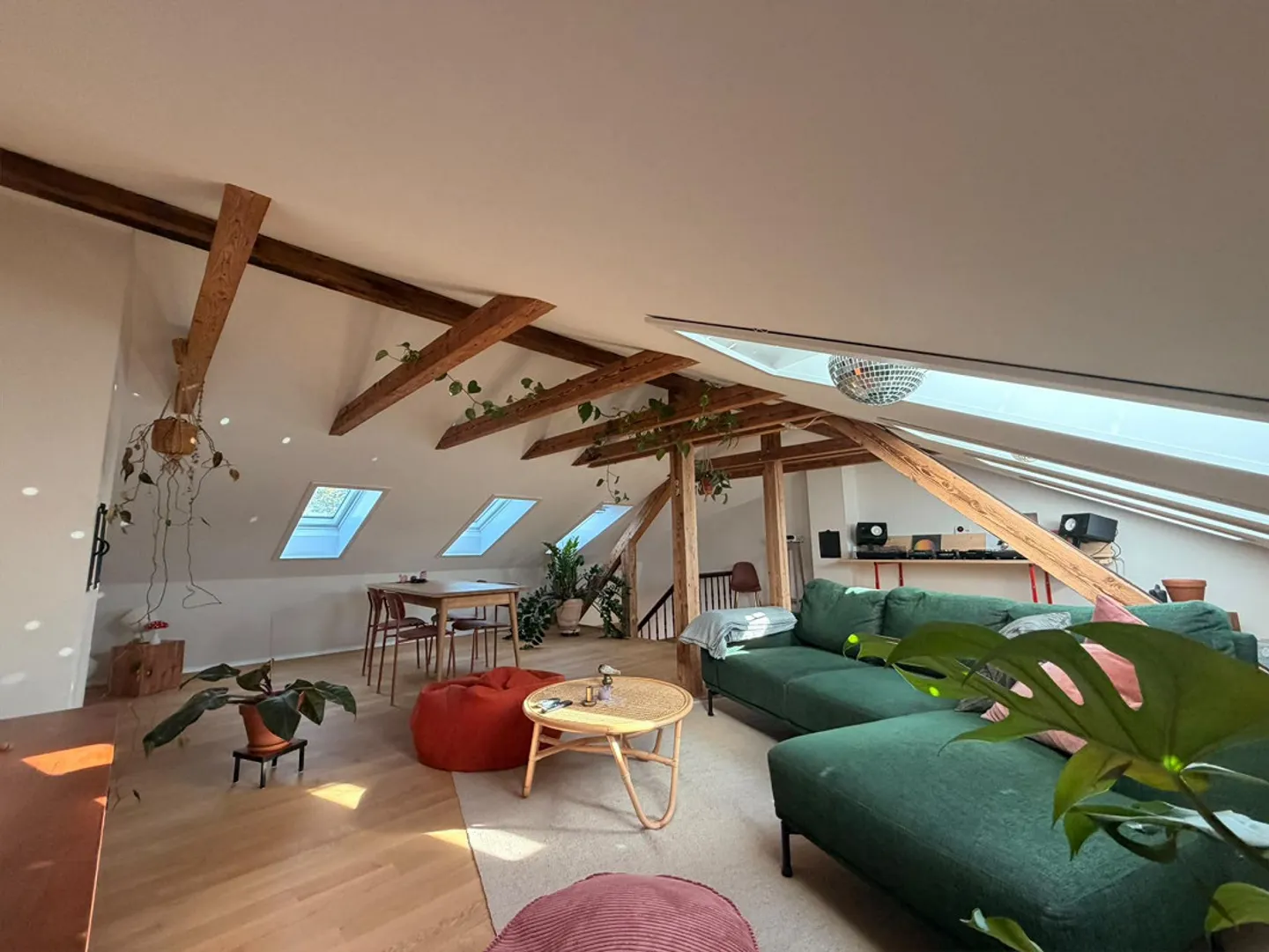 Appartement en duplex de 3,5 pièces entièrement rénové à Lorraine - Photo 11 sur 11