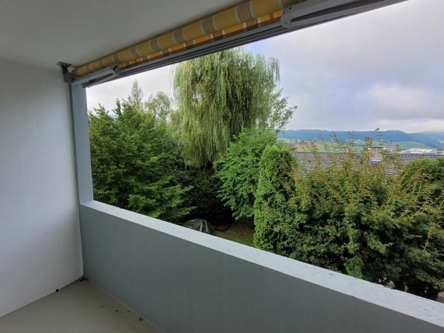 Appartamento recentemente ristrutturato con balcone di 3 locali! - Foto 8 di 11