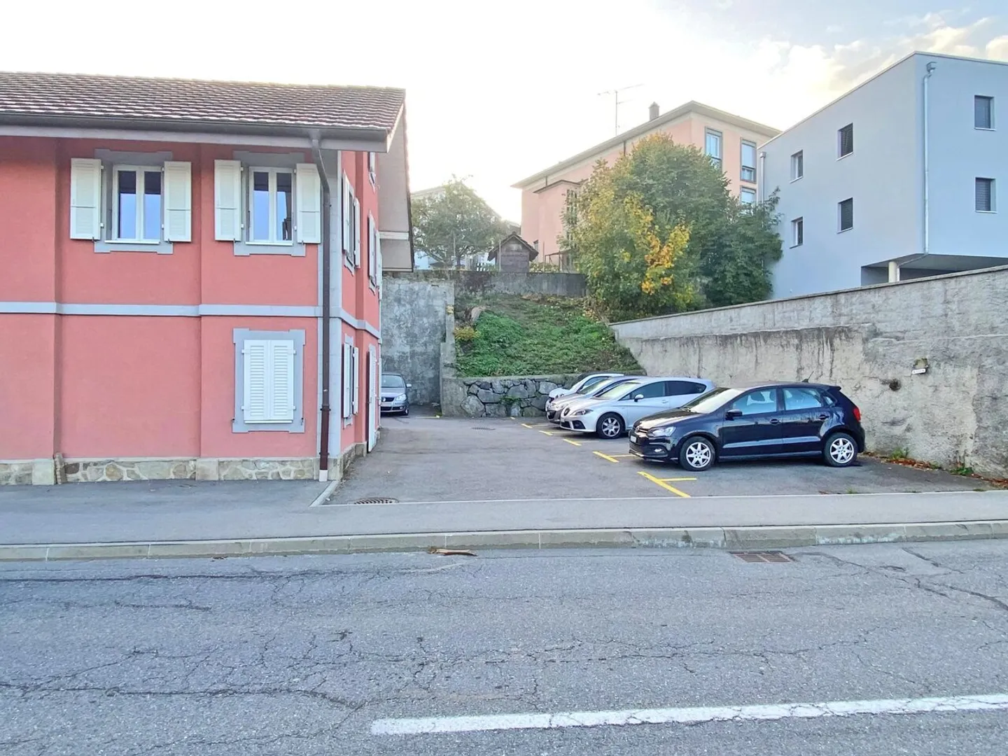 Mixed-use building - Photo 13 of 13