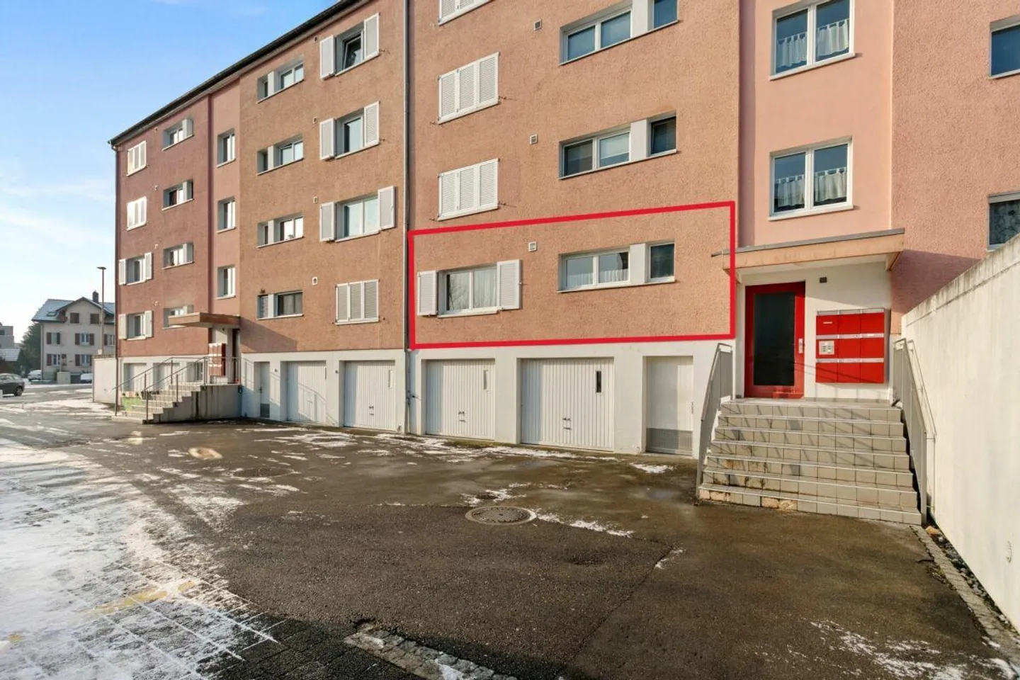 4-room apartment with balcony & outdoor parking space in Salmsach - Photo 18 of 19