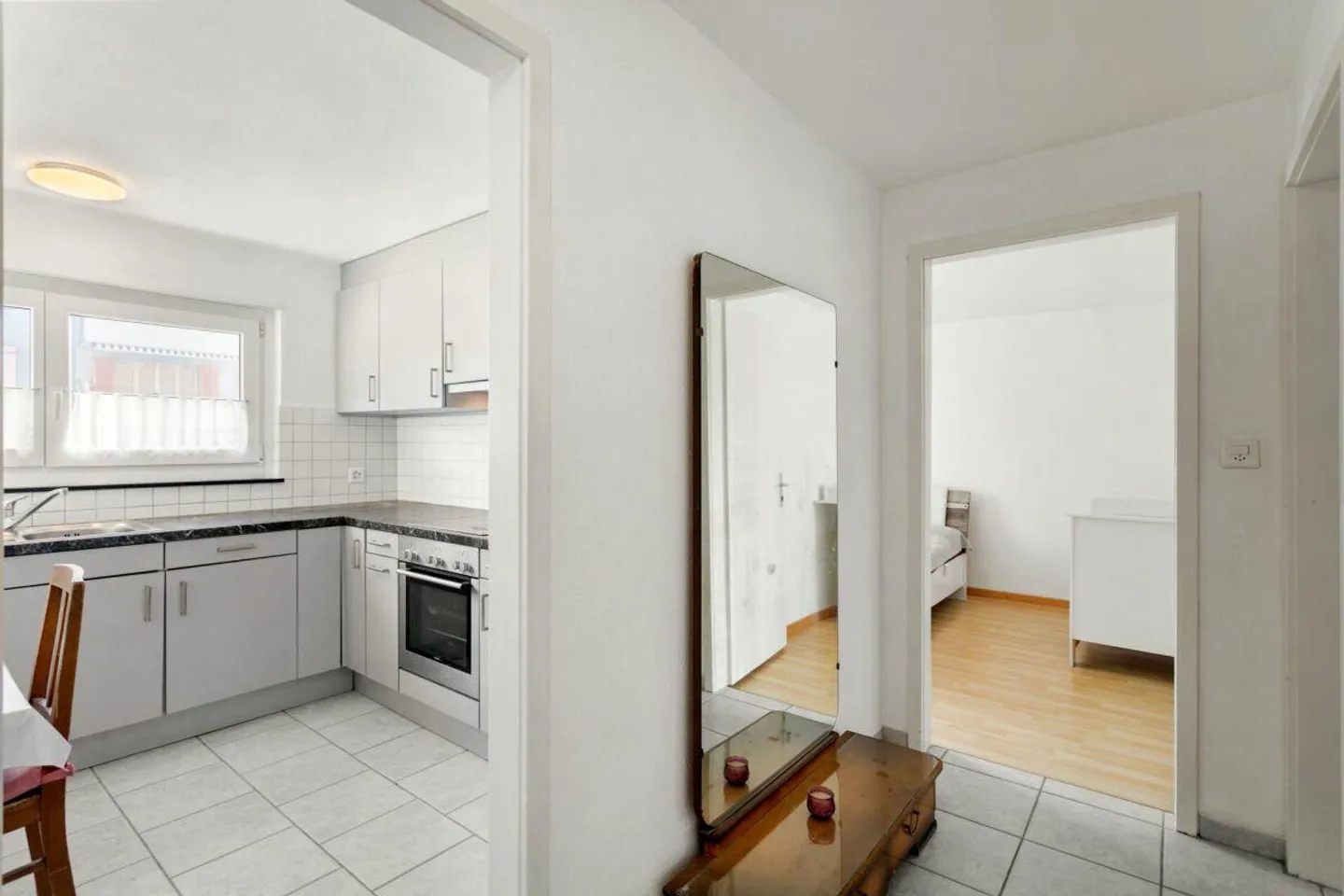 4-room apartment with balcony & outdoor parking space in Salmsach - Photo 9 of 19