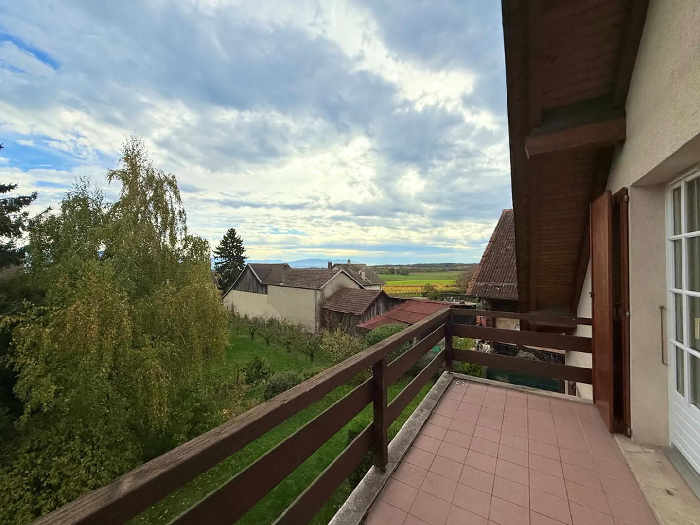 4.5 Room Apartment - Photo 1 of 9